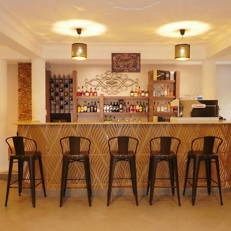Ivory Castle Limited Hotel Kampala Luaran gambar